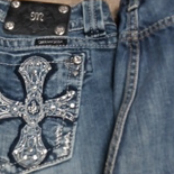 4 PAIRS OF JEANS - Picture 3 of 8